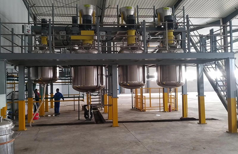 Linha de produ&ccedil;&atilde;o completa de tinta industrial &agrave; base de &aacute;gua